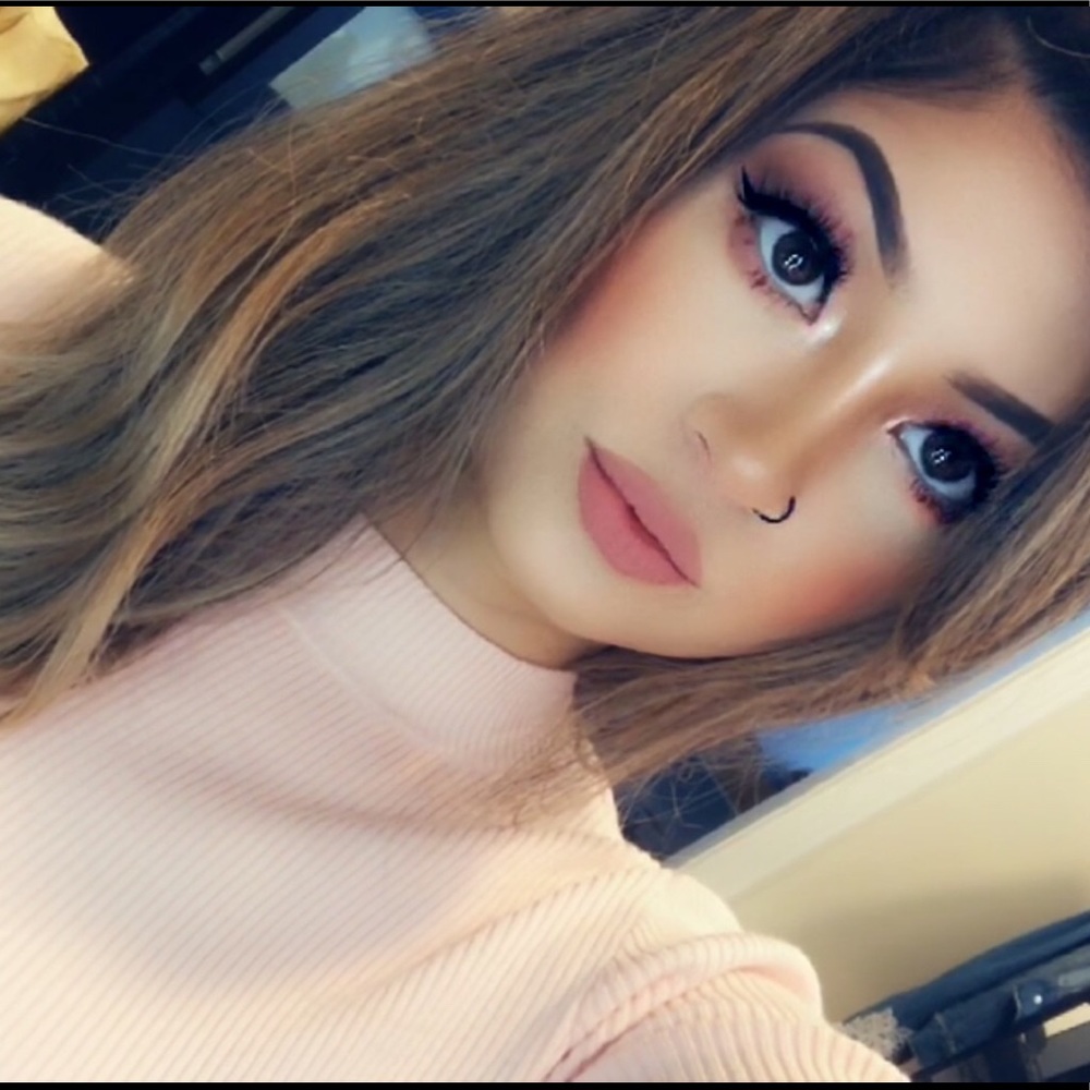 Meet your Posher, Tiffany